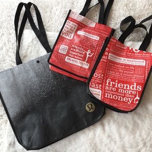 Lululemon totes!